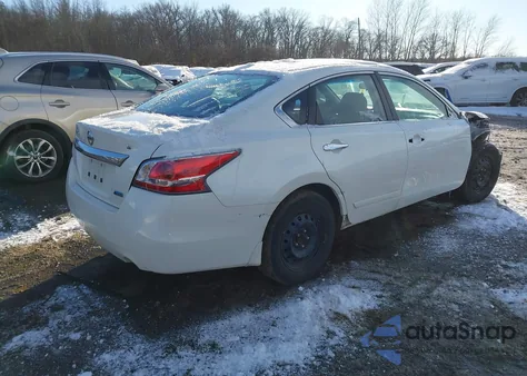 2014 Nissan Altima 2.5 S z USA, uszkodzony, nr VIN 1N4AL3AP7EC278589